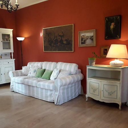 Alle Preci Country House Santa Restituta Luaran gambar
