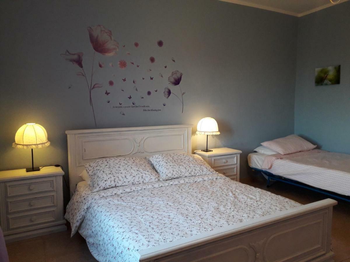 Alle Preci Country House Santa Restituta Luaran gambar