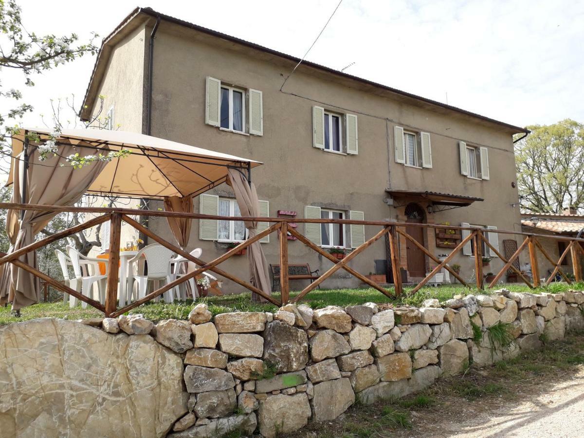Alle Preci Country House Santa Restituta Luaran gambar