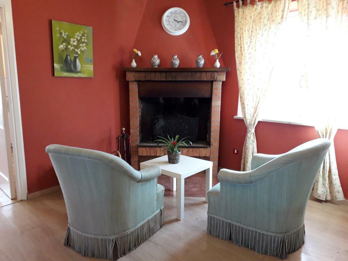 Alle Preci Country House Santa Restituta Luaran gambar